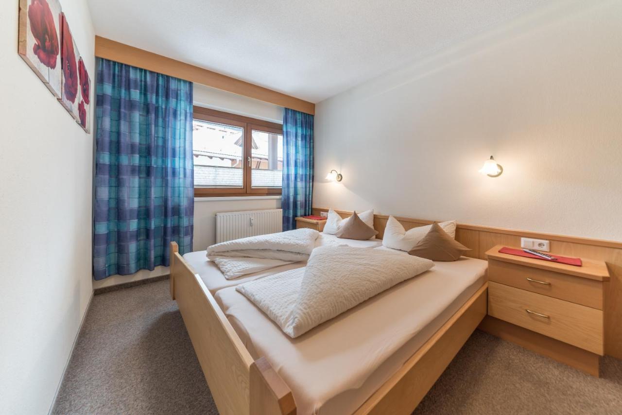 Ferienwohnungen Rustica Langenfeld Bagian luar foto