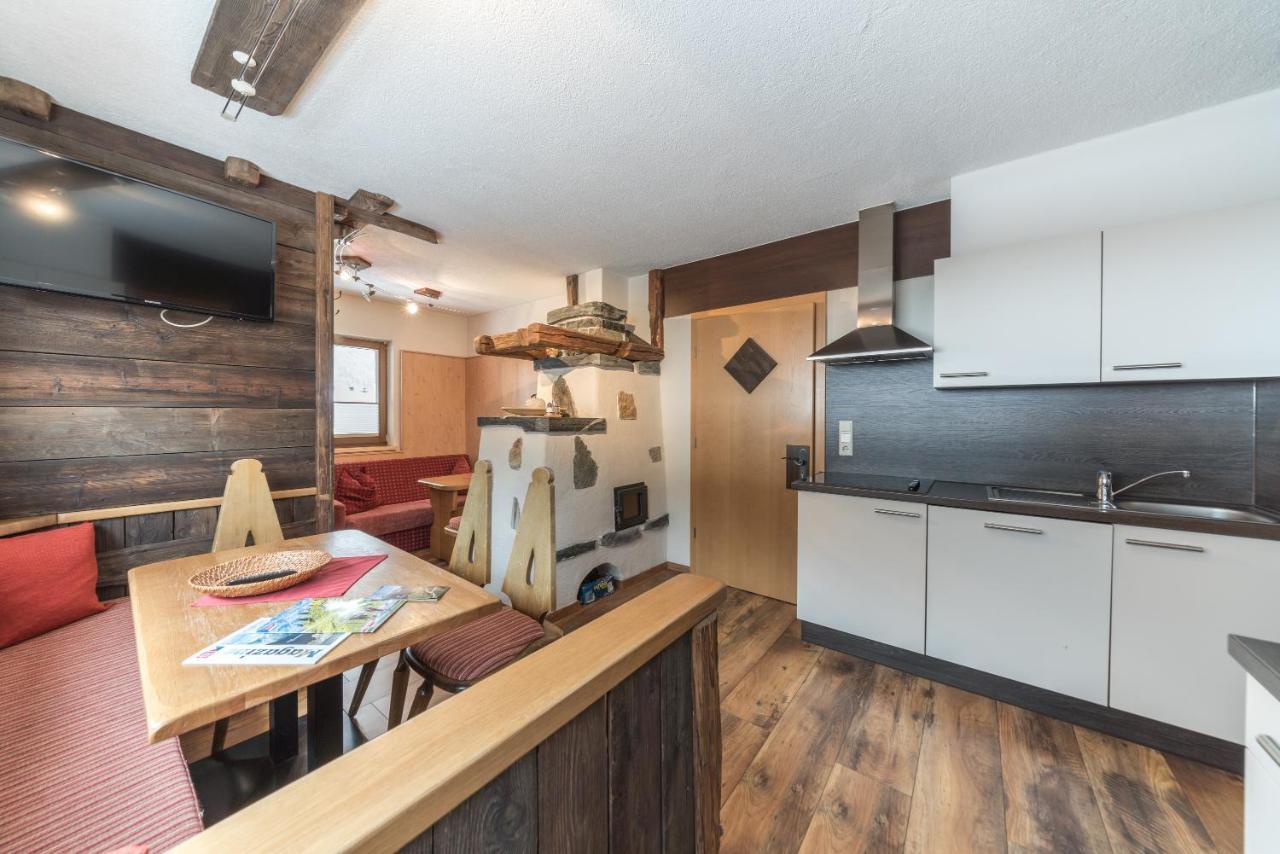 Ferienwohnungen Rustica Langenfeld Bagian luar foto