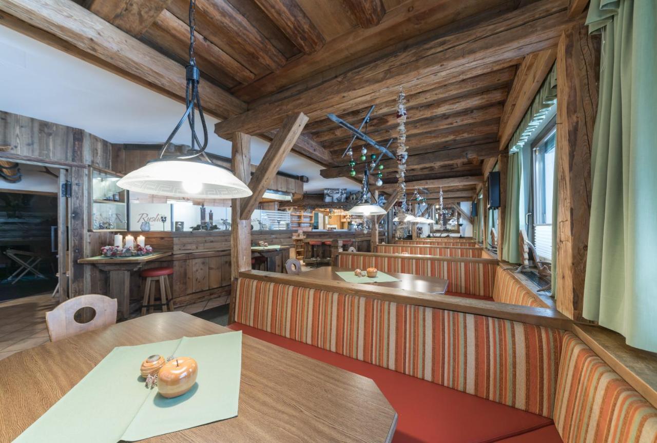 Ferienwohnungen Rustica Langenfeld Bagian luar foto